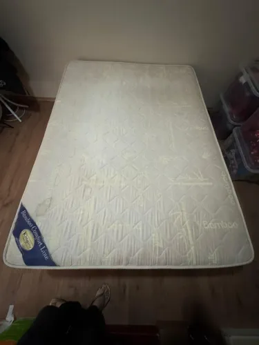 Cama Box - 1.89 m x 1.38 m