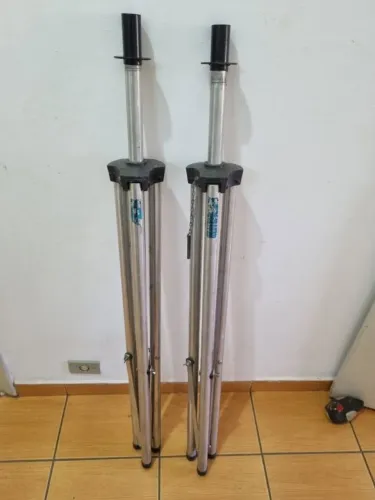 Par de pedestais em aluminio MBV