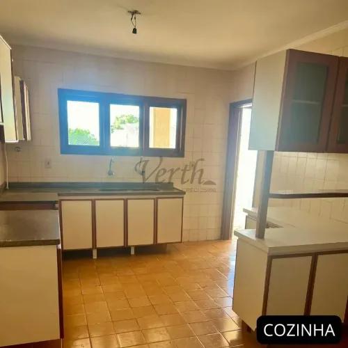 Casa à Venda no Condomínio San Conrado, Sousas - Campinas/SP