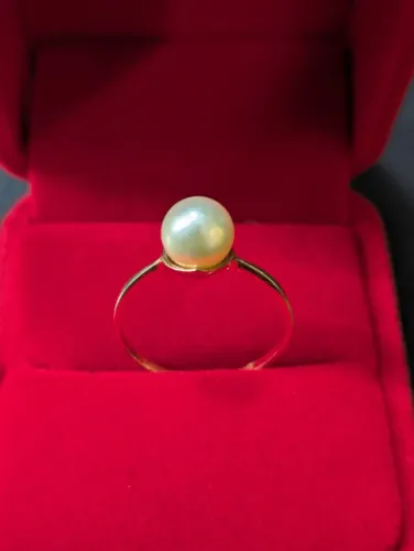 Anel de ouro 18k com pérola (2.5g)