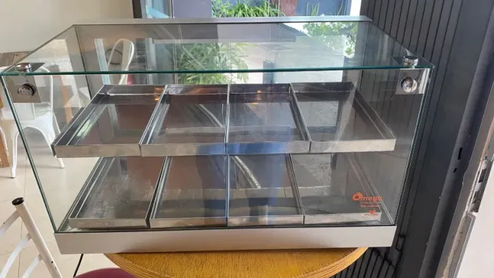 Estufa Omega 8 bandejas