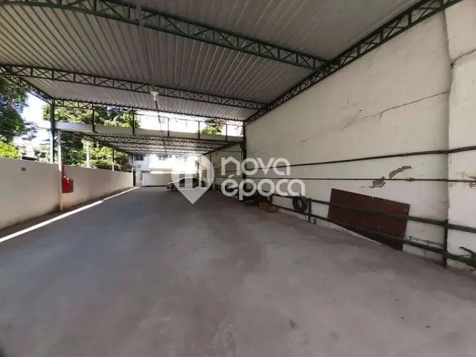 Todos os Santos | Galpão