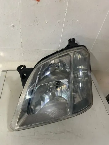 Farol Meriva