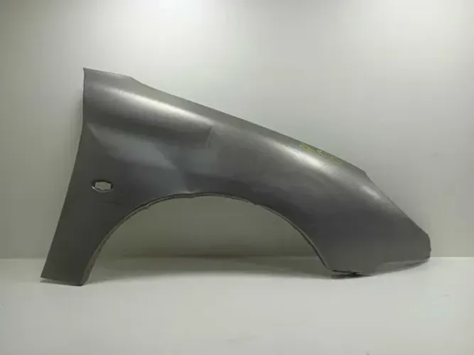 Paralama Lado Direito Detalhe Peugeot 206 Original 2000-09 