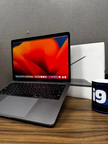 MacBook Pro 2017 A1708 I5 - 2.3GHz 8GB  120GB SSD MacOs Ventura 13,3?