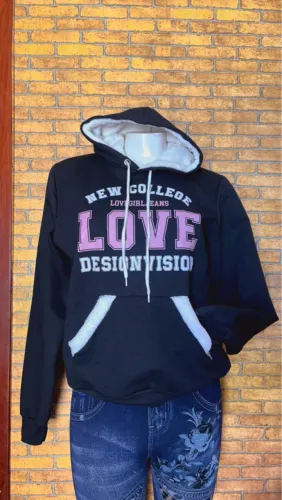 Blusa de Moletom com Capuz New College Love