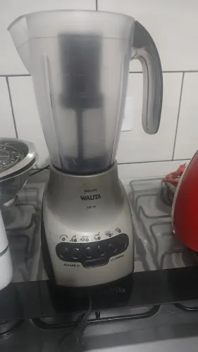 Vende liquidificador funcionando NÃO ENTREGO 150,00 NO PIX RETIRAR EM JANDIRA