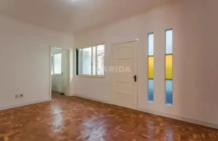 Casa Residencial/Sobrado para aluguel, 3 quartos, 1 suíte, 6 vagas, Alto Petrópolis - Port