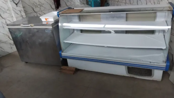 Balcão de frios de 1mt.165cmt valor 2.150 contato 81.9.8549.0567 falar com Adilson
