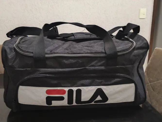 Bolsa mala esportiva, Fila 