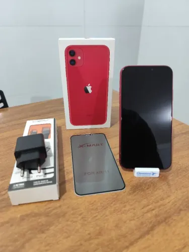 iPhone 64 gigas, perfeito estado, película carregador e caixa