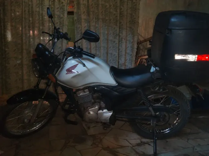  CG cargo ano 2013 valor 11.000$$
