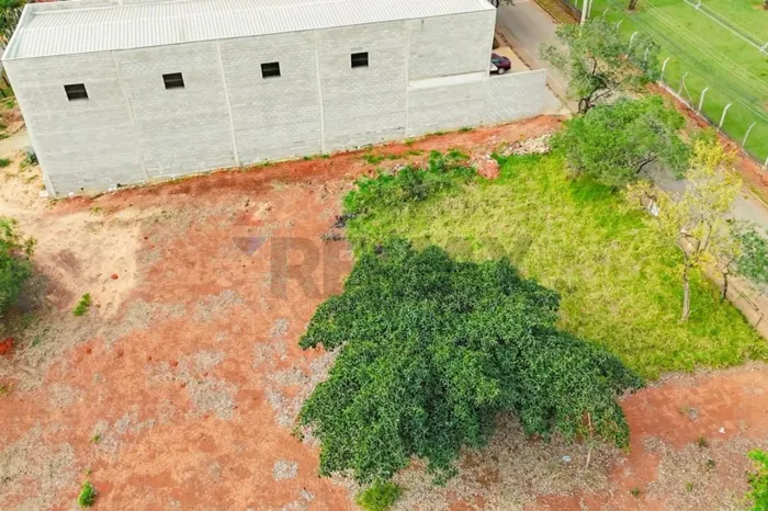 Terreno à venda em Araçoiaba da Serra