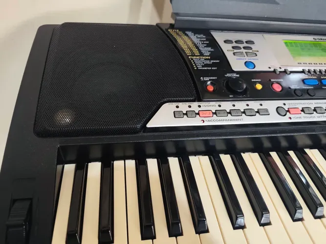 TECLADO YAMAHA PSR 540