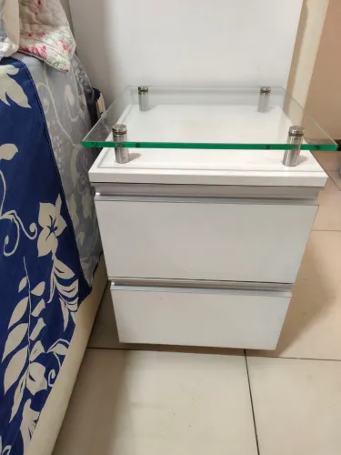 Criado branco lindo ....Dois ..SAIR HOJE