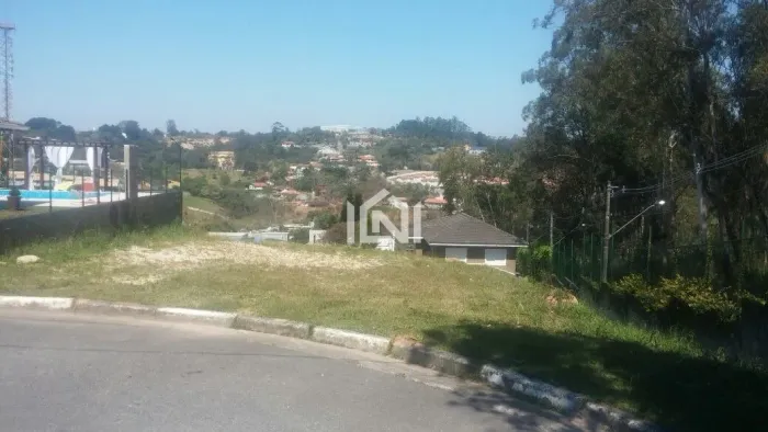 Terreno à venda no condomínio Quinta de São Fernando