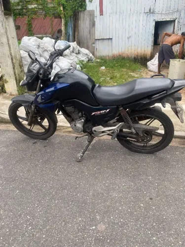 Fan 160 selada e quitada , aceito bros com volta minha
