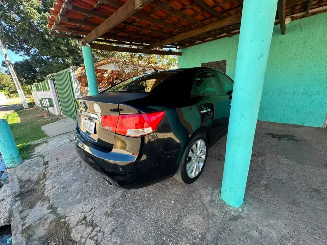 Kia Motors Cerato 1.6 16V Mec. 2011