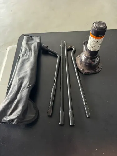 Kit ferramentas Toyota Hilux 2017
