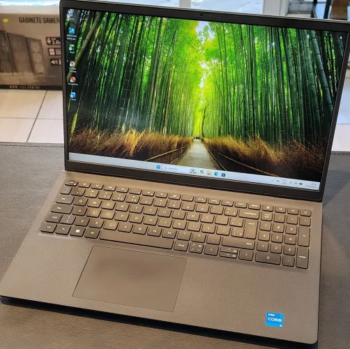 Dell Inspiron 15 3520 Core i5 1135g7