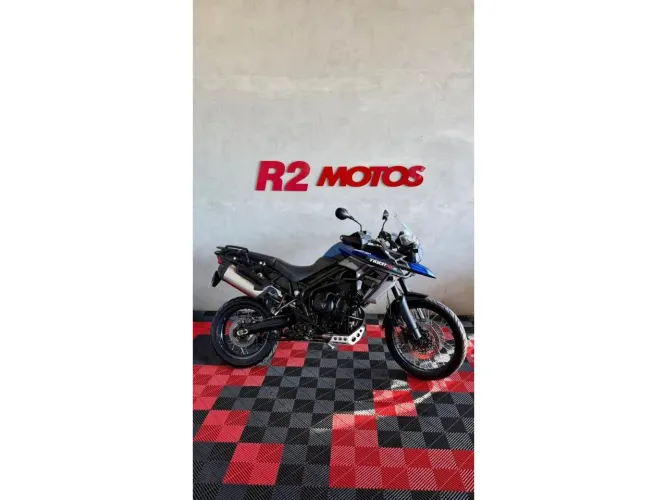Triumph Tiger 800 cc