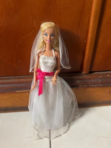 boneca barbie noiva anos 2009