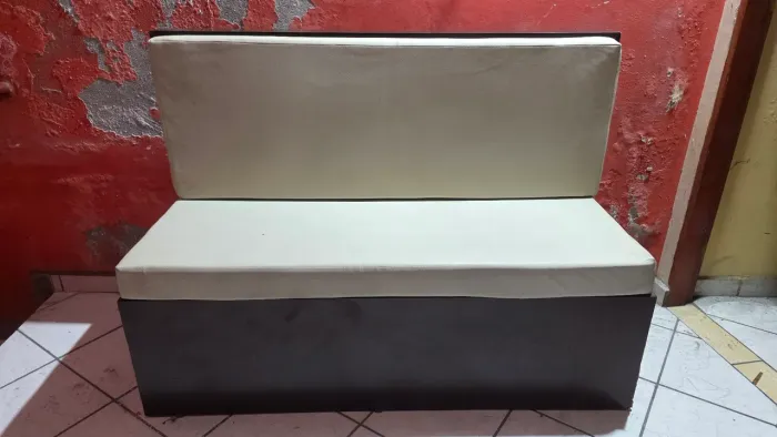 Sofa booth adega tabacaria 