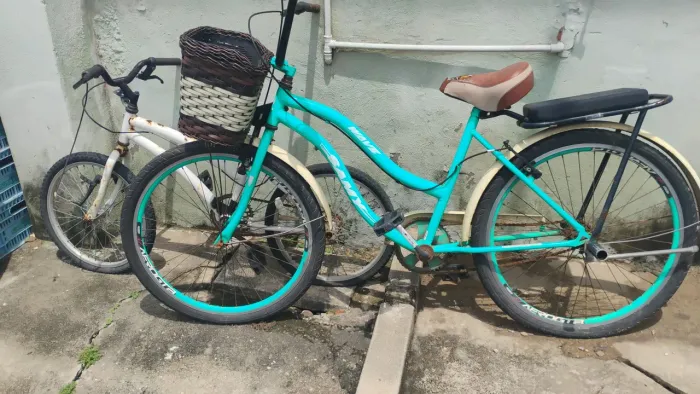Bicicleta adulto e infantil