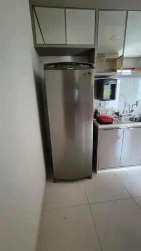 VENDE-SE GELADEIRA CONSUL INOX FROST FREE 342 LITROS