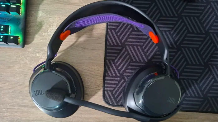Headset JBL quamtun semi novo