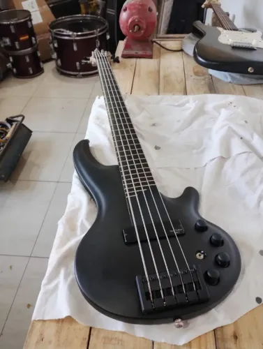 Cort corbow 5