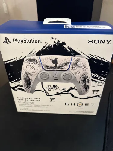 Dualsense limited edition ghost of yotei original lacrado