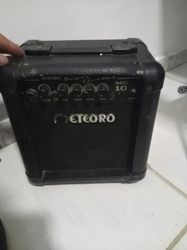 Caixa de som guitarra