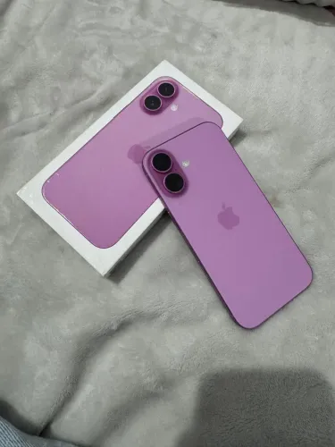 iPhone 16