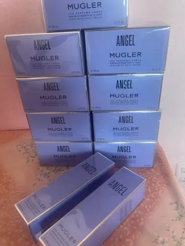 Creme angel mugler