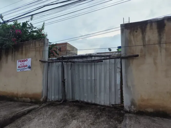 Imóvel para aluguel e venda possui 150 metros quadrados em Comendador Soares - Nova Iguaçu