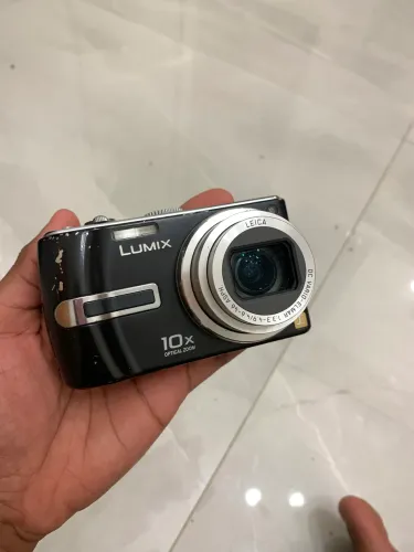 Panasonic Lumix DMC-TZ3 - 7.2MP | Zoom Leica 10x