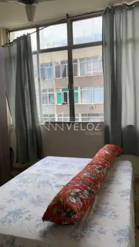 Kitnet/Conjugado - / Residencial / Centro