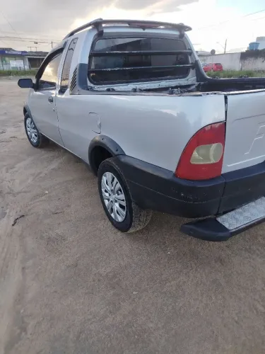 Fiat Strada Working 1.5 MPI 8V CE (álcool) 2002