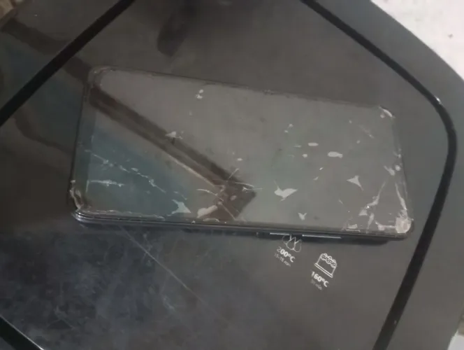 Moto E7 com defeito