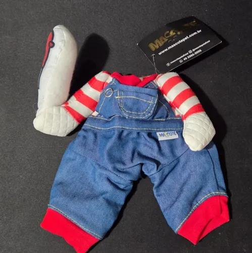 Roupinha para cachorro do Chucky