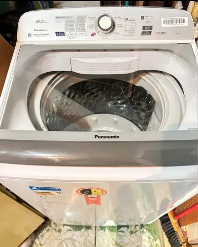 Vendo ou troco lava roupas 16KG Panasonic ainda com plástico no painel , leia o anúncio 