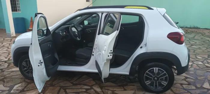 Renault Kwid Outsider 1.0 Flex 12V 5P Mec. 2026