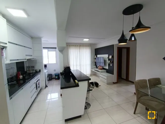 Apartamento 02 dormitórios com suíte em Santo Amaro da Imperatriz - SC