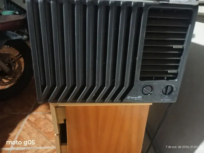 Ar-condicionado de janela 9000btus
