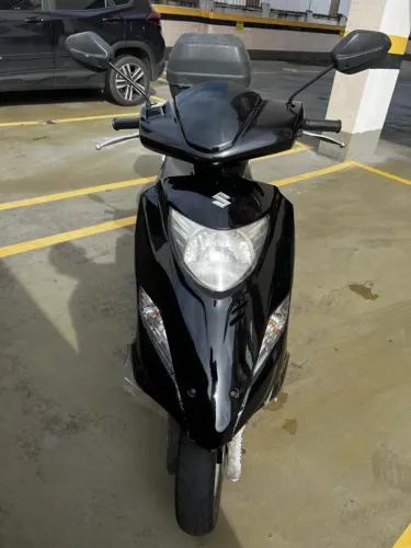 Suzuki Burgman 125i 2012
