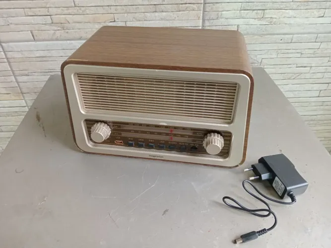 Radio estilo antigo