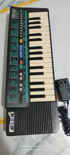TECLADO YAMAHA PSS-50