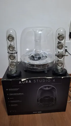 Harman Kardon Soundsticks Wireless. v2 bluetooth
