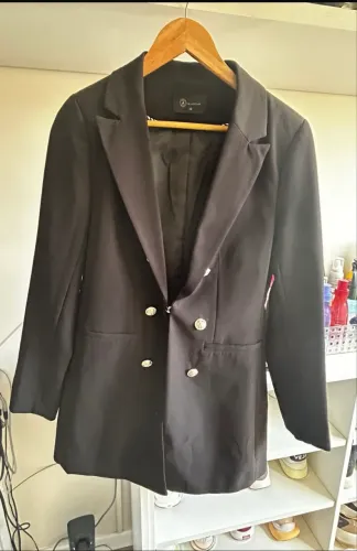 Blazer Alongado Preto Renner